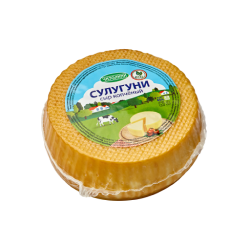 Сыр Сулугуни копчёный в вакуумной упаковке